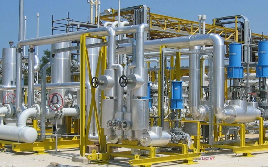 Integrated production facility and process pipework