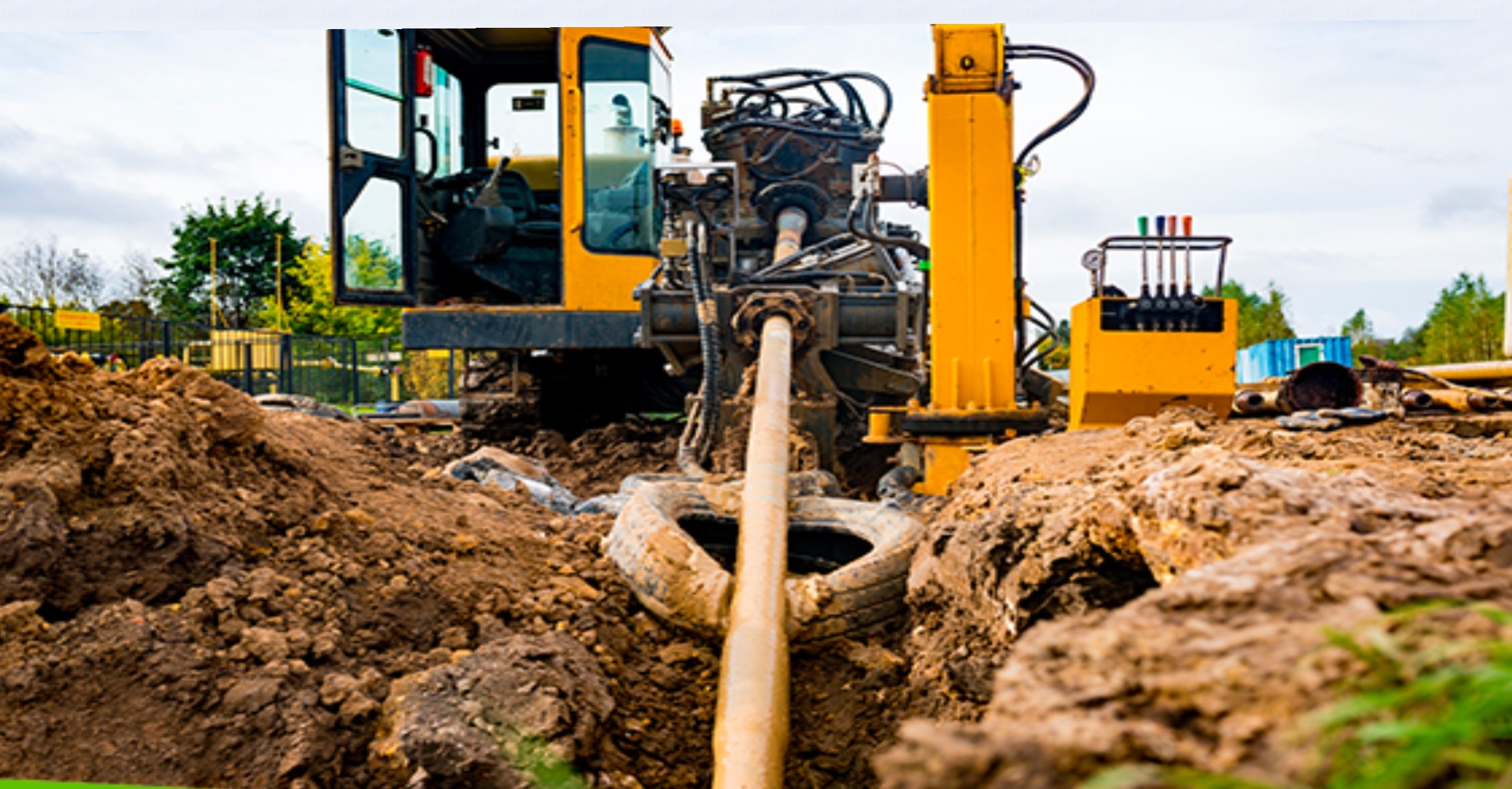 Horizontal directional drilling equipment operating on site